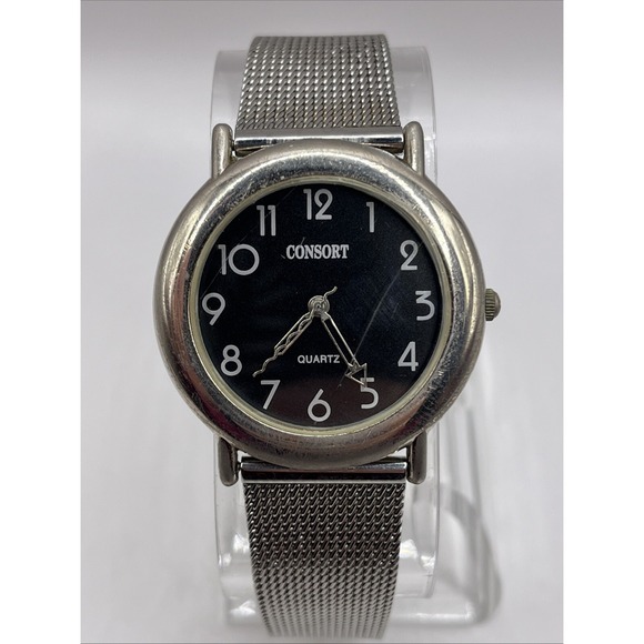 Accessories - Vintage Consort Women's Quartz‎ Watch Silver Mesh Metal Band 35mm- New Battery